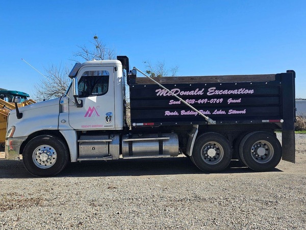 mcdonaldexcavation-sand-and-gravel